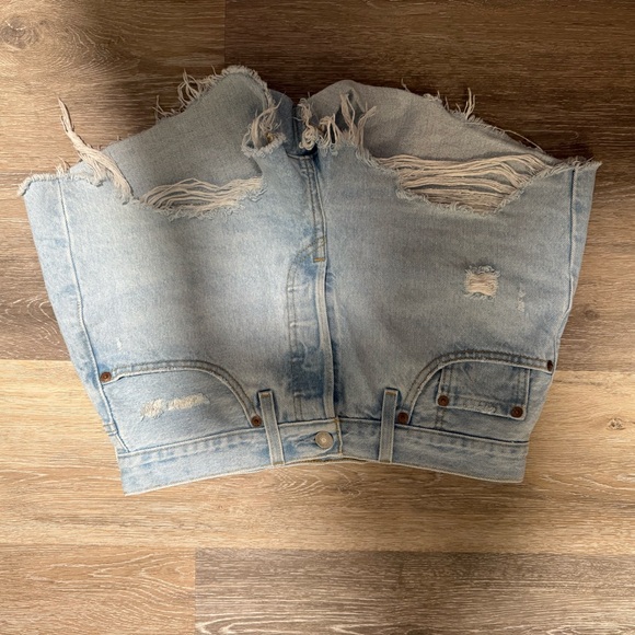 Levis Strauss Pants - Light Wash Distressed Denim Cropped Jeans